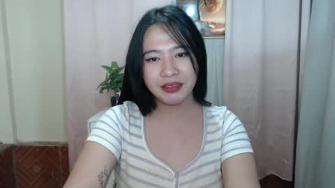 cutie_asianwoman online show from 01.04.25