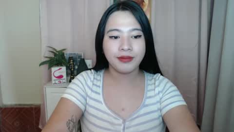 cutie_asianwoman online show from 01.14.25