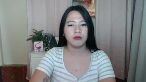 cutie_asianwoman online show from 01.14.25