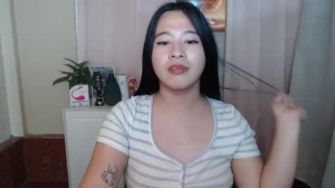 cutie_asianwoman online show from 01.27.25