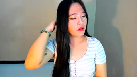 cutie_asianwoman online show from 02.18.25