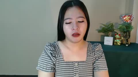 cutie_asianwoman online show from 03.10.25