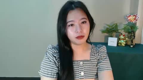 cutie_asianwoman online show from 03.11.25