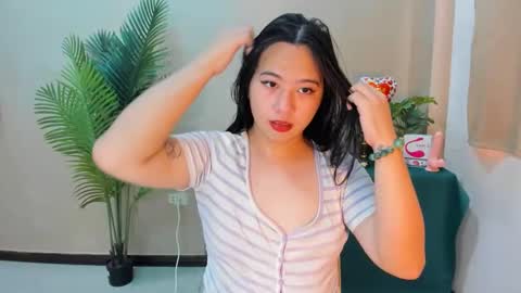 cutie_asianwoman online show from 09.14.25