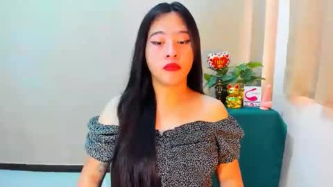 cutie_asianwoman online show from 10.01.25