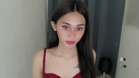 cutie_mitcha online show from 02.05.25