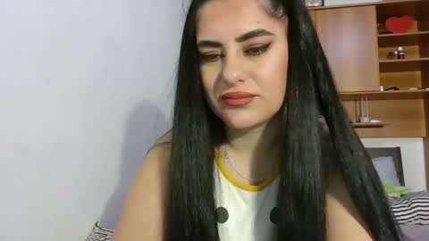 Snapshot of cutieammy chatting on 01.22.25 Ami online show from 01.22.25