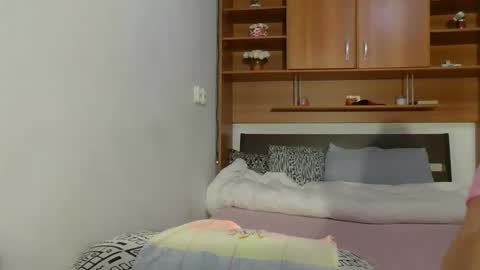 Snapshot of cutieammy chatting on 11.06.25 Ami online show from 11.06.25