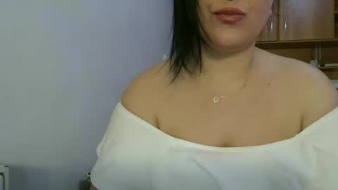 Snapshot of cutieammy chatting on 01.06.26 Ami online show from 01.06.26