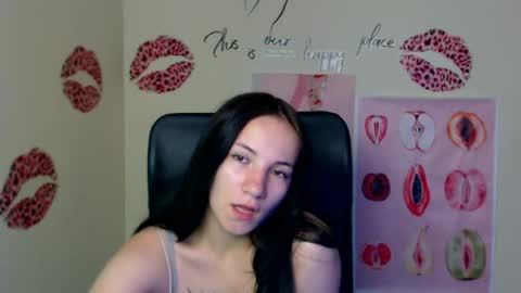 Snapshot of cutielady_ chatting on 07.16.26 Emma online show from 07.16.26