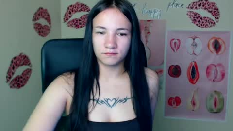 Snapshot of cutielady_ chatting on 07.18.26 Emma online show from 07.18.26