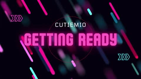 Snapshot of cutiemio chatting on 11.09.25 Mio online show from 11.09.25