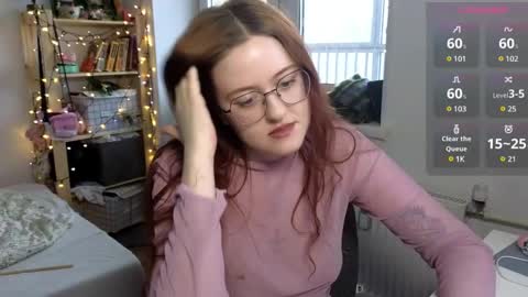 Snapshot of cutiepiealice chatting on 03.03.25 Alice online show from 03.03.25
