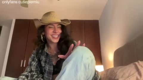 cutiepiemiu -  online show from 06.25.26