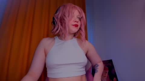 CutieSue online show from 05.12.26