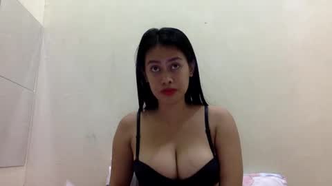 CutieTrina online show from 02.15.25