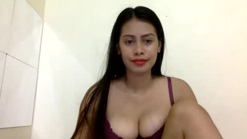 CutieTrina online show from 02.18.25