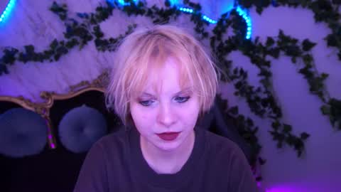 cutiiebunny online show from 10.25.25
