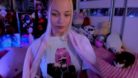 Nora online show from 09.27.25