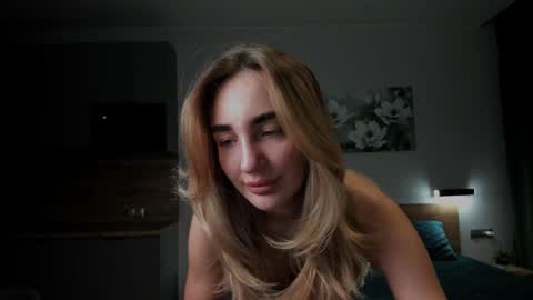 CuttieChloe online show from 12.24.24