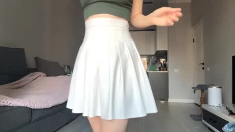 Akemi online show from 09.20.25