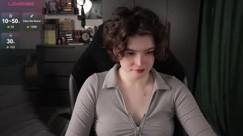 Helen Blossom online show from 04.13.26