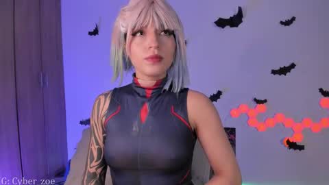 Snapshot of cyberzoe chatting on 10.30.25  cyber zoe   online show from 10.30.25