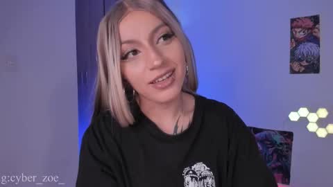 Snapshot of cyberzoe chatting on 02.18.26 cyber zoe online show from 02.18.26