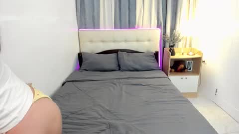 cynthiagwapa09 online show from 11.11.25