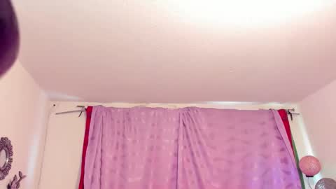 Cynthia online show from 12.05.25