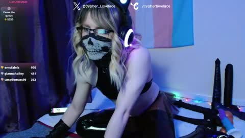 Snapshot of cypherlovelace chatting on 10.13.25 cypherlovelace online show from 10.13.25