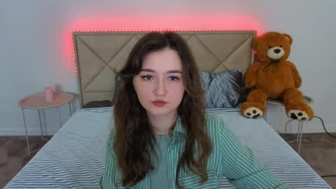 Cyrena online show from 05.09.26