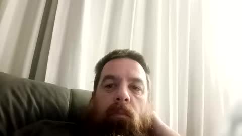 Snapshot of d1988 chatting on 10.25.25 D online show from 10.25.25