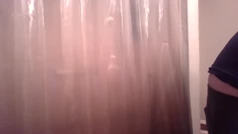 Snapshot of d1d_u_m1ss_1t chatting on 02.21.25 d1d_u_m1ss_1t online show from 02.21.25