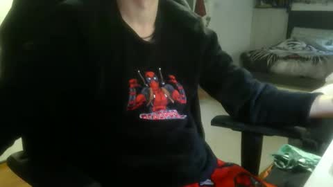 Snapshot of daaneel_ chatting on 12.22.25 Dannel online show from 12.22.25