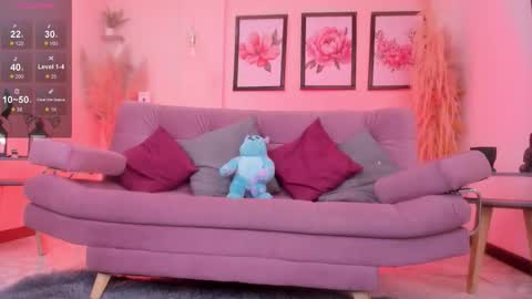 Daniela  online show from 11.22.25