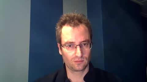 Snapshot of daanschr chatting on 01.12.25 daanschr online show from 01.12.25