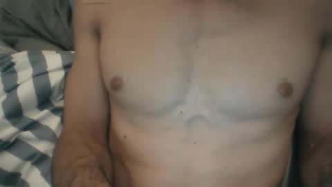 Snapshot of dabeibe chatting on 02.28.25 Jewbb online show from 02.28.25