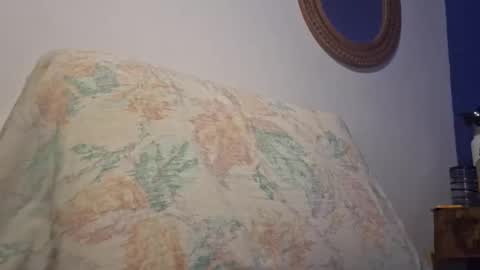 Snapshot of dabeibe chatting on 09.09.25 Jewbb online show from 09.09.25