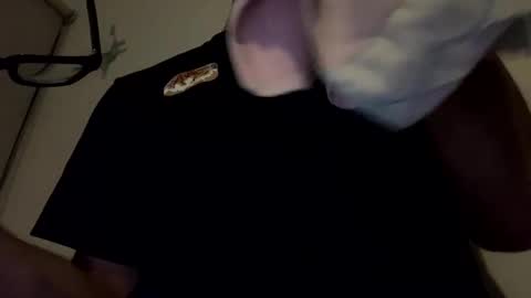 Snapshot of dabeibe chatting on 10.27.25 Jewbb online show from 10.27.25