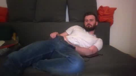 Snapshot of dabsipabsi chatting on 10.31.25 dabsipabsi online show from 10.31.25