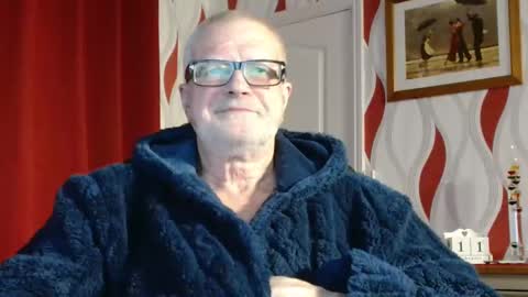 Brian ... online show from 02.11.25