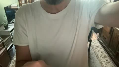 daddnextdoor online show from 09.28.25