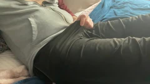 daddnextdoor online show from 04.19.26