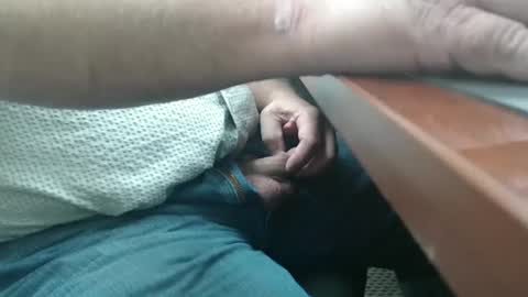 Snapshot of daddy7194 chatting on 10.23.25 daddy7194 online show from 10.23.25