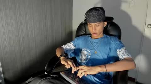 Snapshot of daddy_darcks chatting on 09.11.25 daddy_darcks online show from 09.11.25