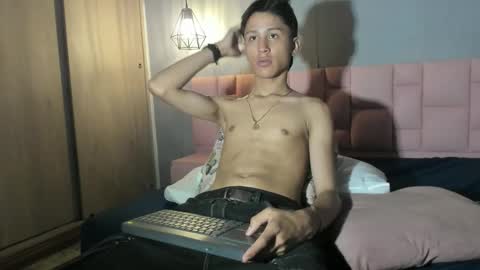Snapshot of daddy_darcks chatting on 09.13.25 daddy_darcks online show from 09.13.25
