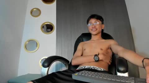 daddy_darcks online show from 10.13.25