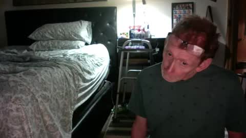 daddy_mack_treats_you online show from 10.24.25