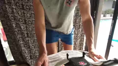 Snapshot of daddycache chatting on 11.05.25 bas online show from 11.05.25